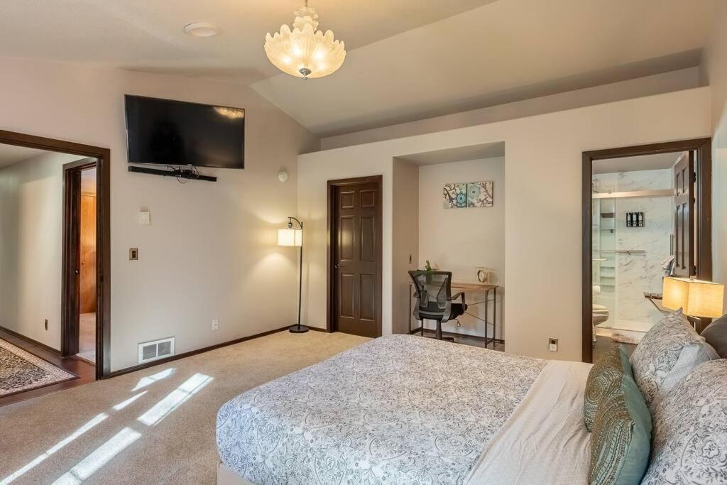 Comfy 4B/2B Home Near Dunes & Ocean! Pet Friendly! ฟลอเรนซ์ ภายนอก รูปภาพ